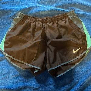 Women’s running shorts